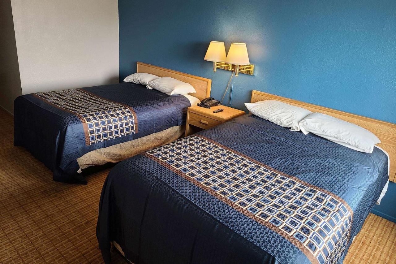 Travelodge By Wyndham Stockton Dış mekan fotoğraf