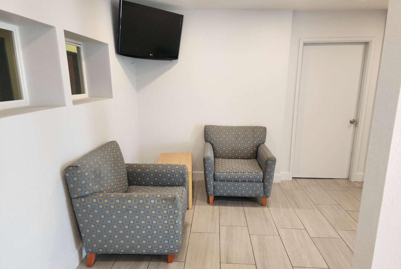 Travelodge By Wyndham Stockton Dış mekan fotoğraf